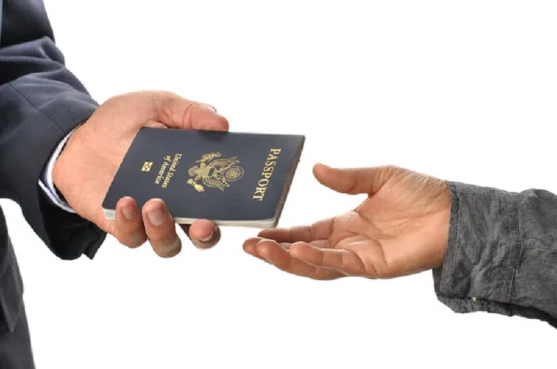 Dịch vụ làm hộ chiếu uy tín Vạn Phát Gia